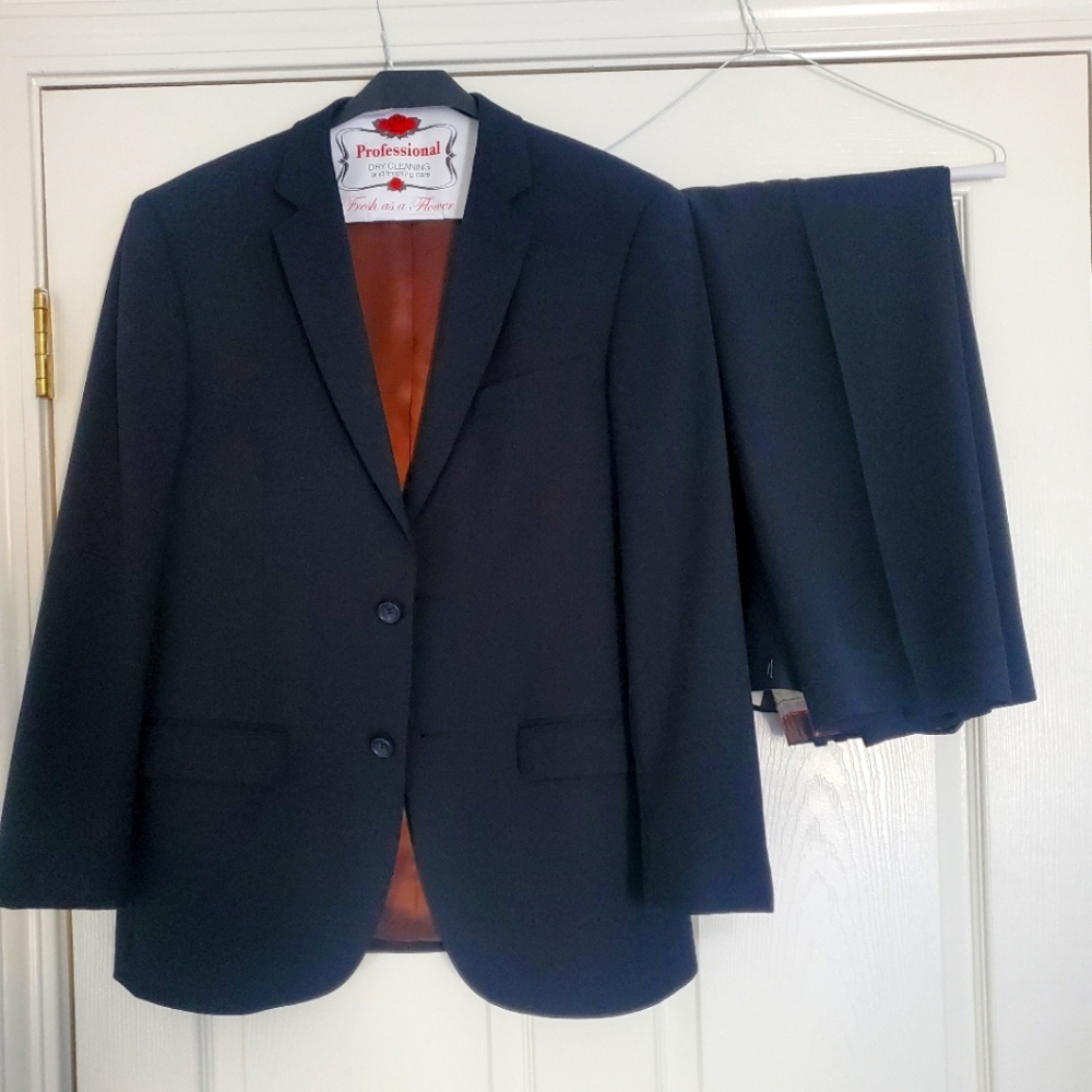 Mens Suit